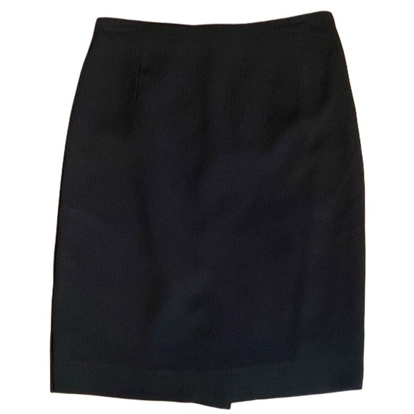 Garfield & Marks Dresses & Skirts - Garfield and Marks black on black striped pencil Skirt Straight short Size 4